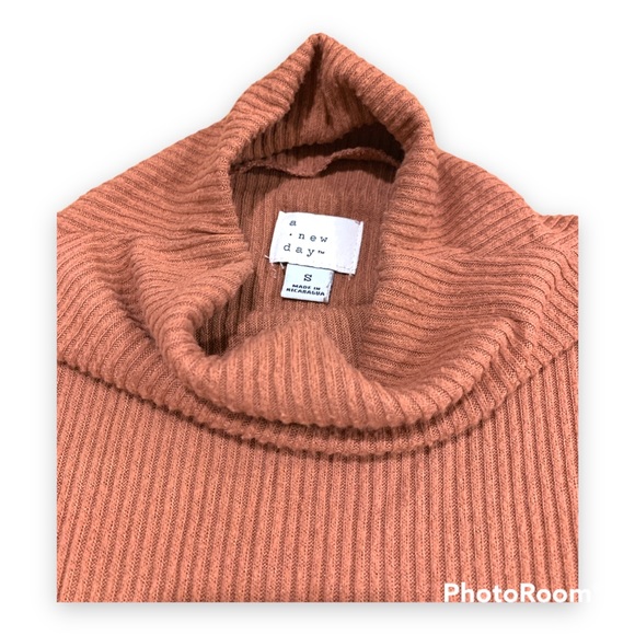 A New Day Sweater, Turtleneck, and T-Shirt Bundle - Picture 13 of 16